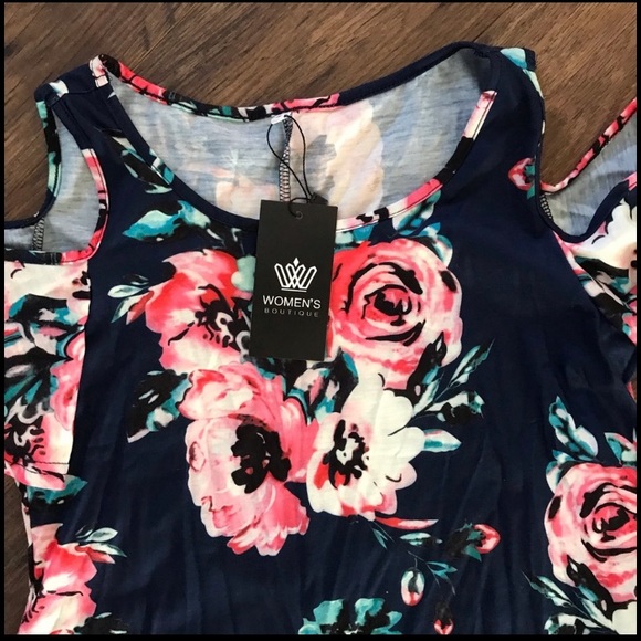 NWT Floral Dress - Picture 2 of 4